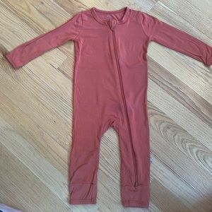 Kyte Baby Zipper Romper Pajamas - Clementine
